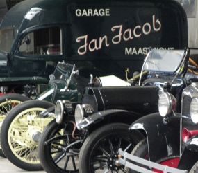 Garage Jan Jacob, oude auto's